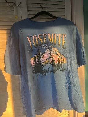 Yosemite Graphic Tee - Blue Mountain Sunset Design 100% cotton